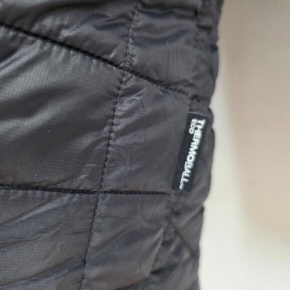 The North Face Women’s Thermoball Eco Quilted Puffer Jacket Black Size Small - Picture 7 of 13